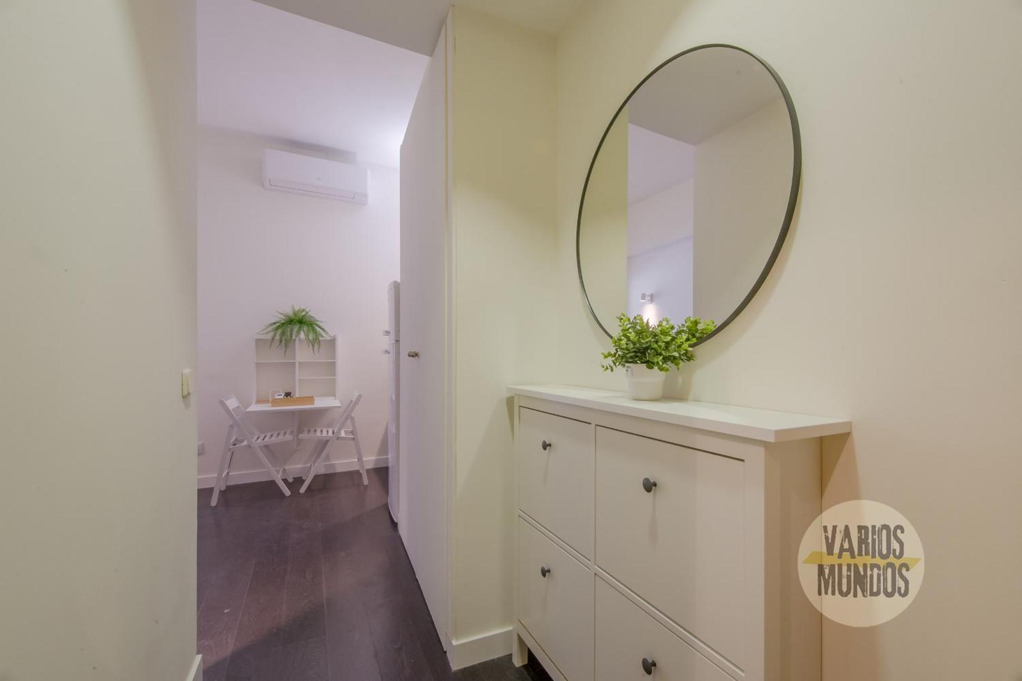 מדריד Confortable Apt Para 3 Pax A 1 Min De Gran Via מראה חיצוני תמונה